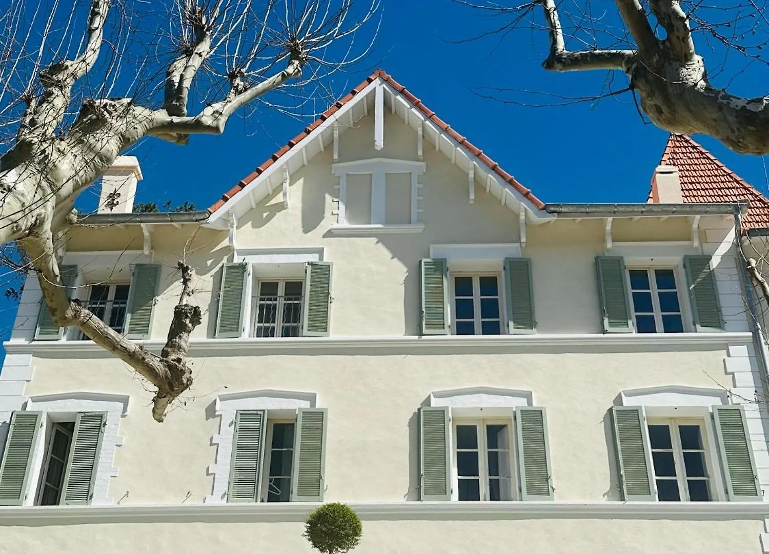 ***** Hotel Chateau Pimo Draguignan France