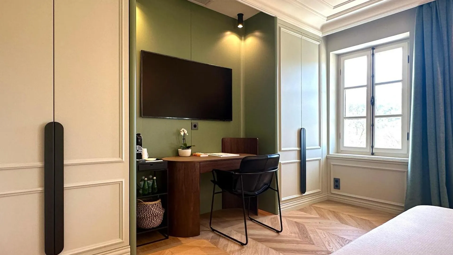 Chateau Pimo Draguignan Hotel