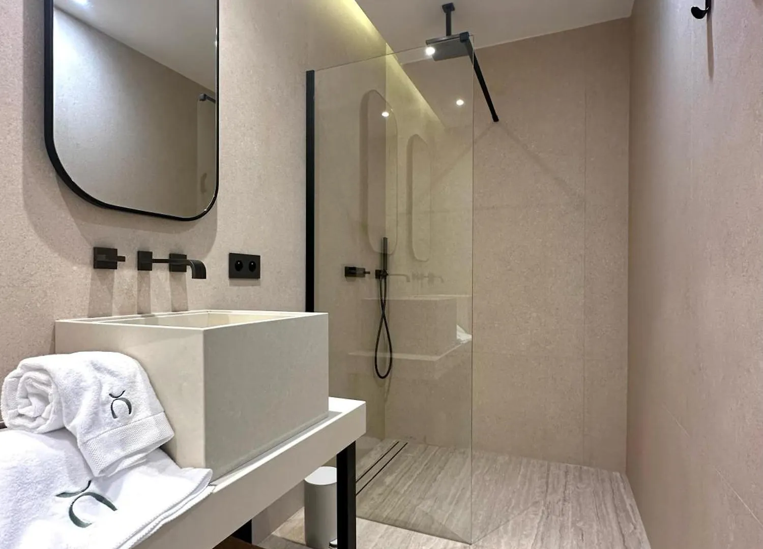 ***** Hotel Chateau Pimo Draguignan France